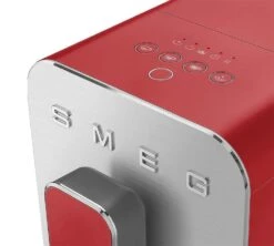 SMEG Buse Vapeur Rouge BCC02RDMEU 9 SMEG Buse Vapeur Rouge BCC02RDMEU -CaféStyle Boutique 2 machine a cafe smeg rouge buse vapeur