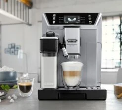 DELONGHI PrimaDonna Class ECAM 550.85.MS Garantie 3 Ans -CaféStyle Boutique 550.85.ms expresso broyeur delonghi boissons