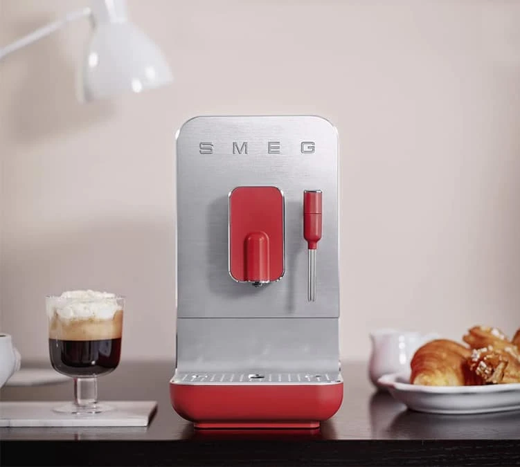 SMEG Buse Vapeur Rouge BCC02RDMEU 6 SMEG Buse Vapeur Rouge BCC02RDMEU – Image 6