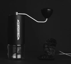 Moulin à Café COMANDANTE C40 MK4 Nitro Blade Black 9 Moulin à Café COMANDANTE C40 MK4 Nitro Blade Black -CaféStyle Boutique comandante c40 black 3