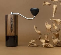 Moulin à Café COMANDANTE C40 MK4 Nitro Blade Liquid Amber 6 Moulin à Café COMANDANTE C40 MK4 Nitro Blade Liquid Amber -CaféStyle Boutique comandante liquid amber 2