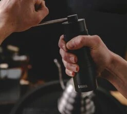 Moulin à Café Manuel D-KANTA MG05 Noir + Café De Spécialité Offert 11 Moulin à Café Manuel D-KANTA MG05 Noir + Café De Spécialité Offert -CaféStyle Boutique dkanta moulinmanuel 2