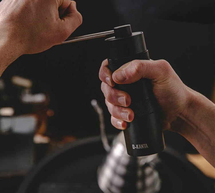 Moulin à Café Manuel D-KANTA MG05 Noir + Café De Spécialité Offert 6 Moulin à Café Manuel D-KANTA MG05 Noir + Café De Spécialité Offert – Image 6