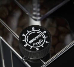 Moulin Expresso EUREKA Mignon Turbo Blanc Et Chrome Silent Range -CaféStyle Boutique eureka turbo blanc 3