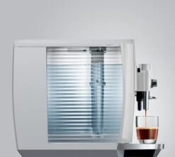 JURA E8 PianoWhite EB Smart Connect Offert Garantie 3 Ans -CaféStyle Boutique expresso broyeur jura e8 pianowhite cote