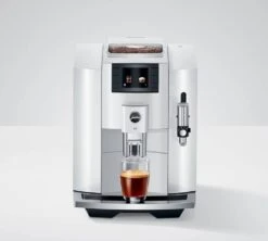 JURA E8 PianoWhite EB Smart Connect Offert Garantie 3 Ans -CaféStyle Boutique expresso broyeur jura e8 pianowhite long barista