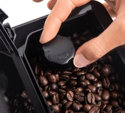 GAGGIA Magenta Milk -CaféStyle Boutique expresso broyeur magenta milk face