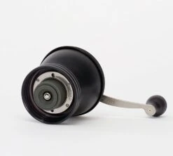 Moulin à Café Manuel HARIO Skerton Plus 9 Moulin à Café Manuel HARIO Skerton Plus -CaféStyle Boutique skerton plus5