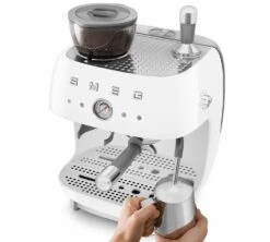 Machine Expresso SMEG EGF03WHEU Blanche Années 50 Avec Moulin Intégré -CaféStyle Boutique smeg egf03 blanche 3