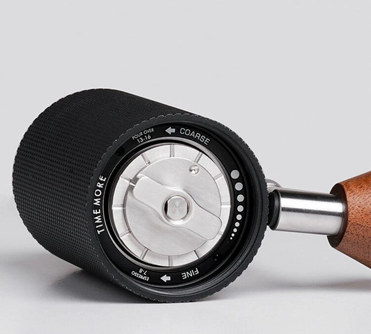 Moulin à Café Manuel TIMEMORE Chestnut Nano 3 Noir 70TGD005AA016 4 Moulin à Café Manuel TIMEMORE Chestnut Nano 3 Noir 70TGD005AA016 – Image 4